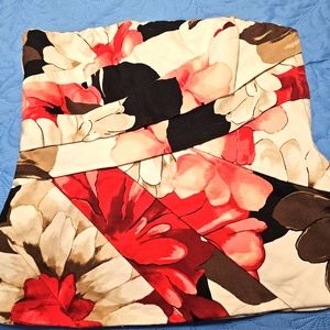 WHITE HOUSE -BLACK MARKET size 4 floral bustier top